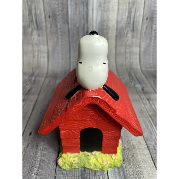 Vintage UFS Peanuts Snoopy Doghouse Bank Collectible - Picture 2 of 12